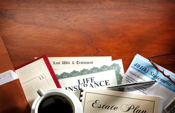 The Role of Insurance in Estate Planning: Ensuring a Smooth Transition